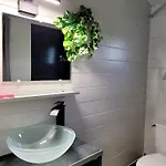 Les De Montorgueil * Saurat