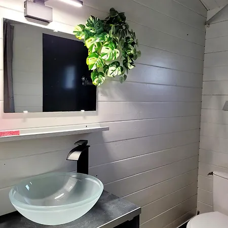 Les De Montorgueil * Saurat