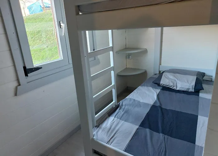 Les De Montorgueil * Saurat