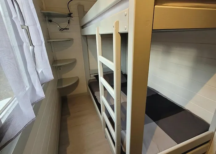 Les De Montorgueil * Saurat