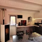 Les De Montorgueil Alpstuga Saurat