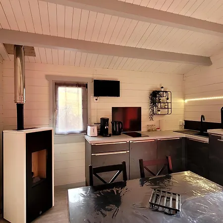 Les De Montorgueil Alpstuga Saurat