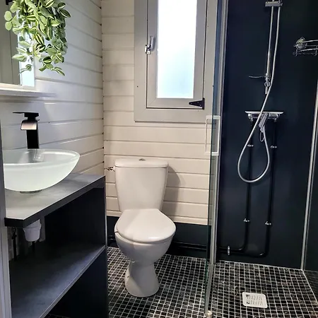 Les De Montorgueil *