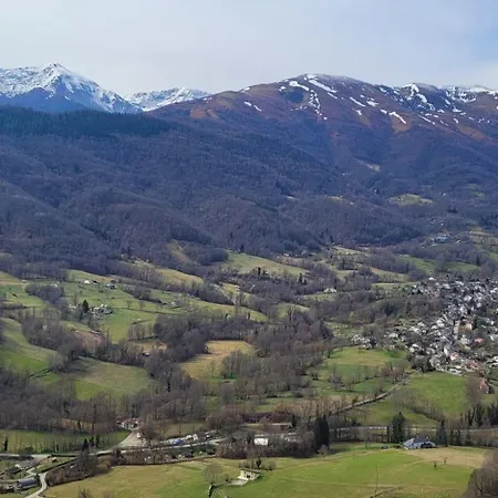 Les De Montorgueil