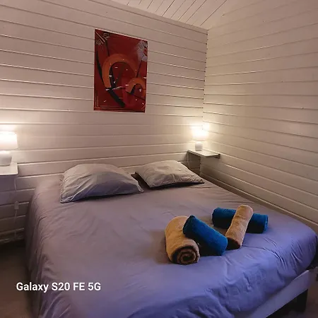 Les De Montorgueil Saurat