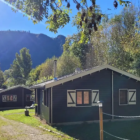 Les De Montorgueil Saurat